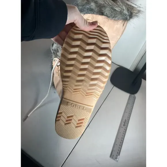 Sorel Women's Joan of Arctic Boots Size 10 - Picture 4 of 6